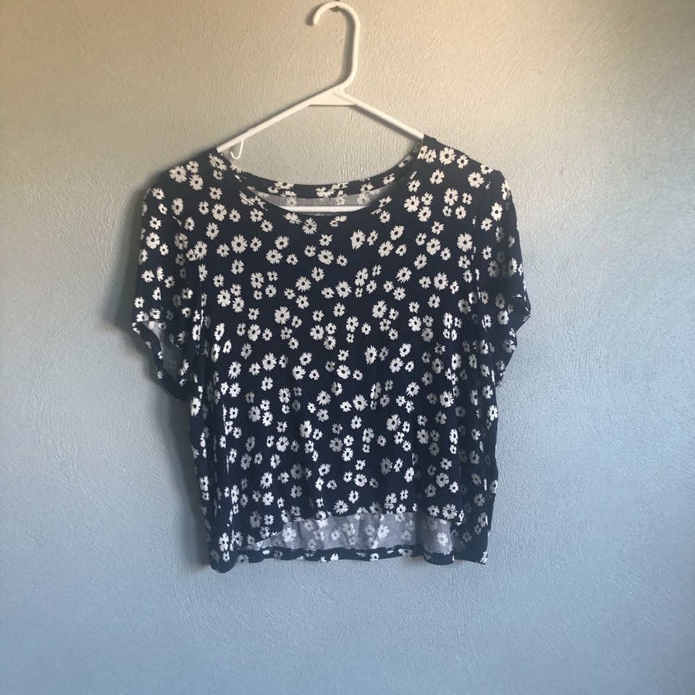 🍋Aeropostale Baby Tee